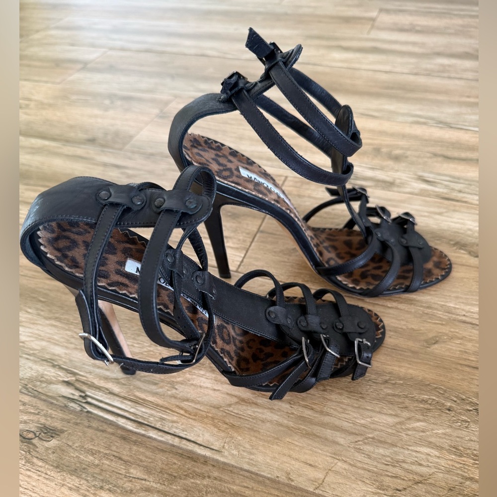 Original Manolo Blahnik heels - Picture 3 of 9
